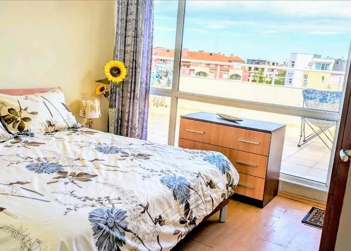 Homely Bulgarian Apartment 1 Bed Sunny Beach