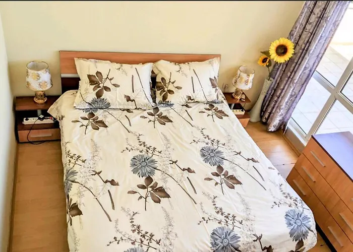 Apartamento Homely Bulgarian Apartment 1 Bed